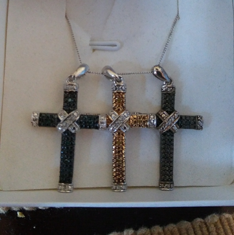 3 Diamond Pendant with Chain.